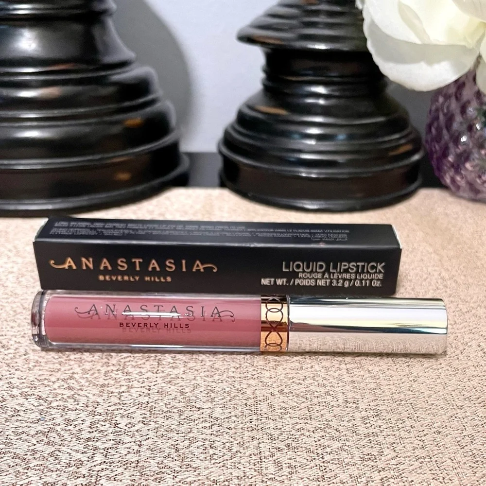 New ANASTASIA BEVERLY HILLS Liquid Lipstick-Poet